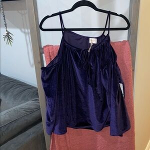 Laundry by Shelli Segal off the shoulder top size large